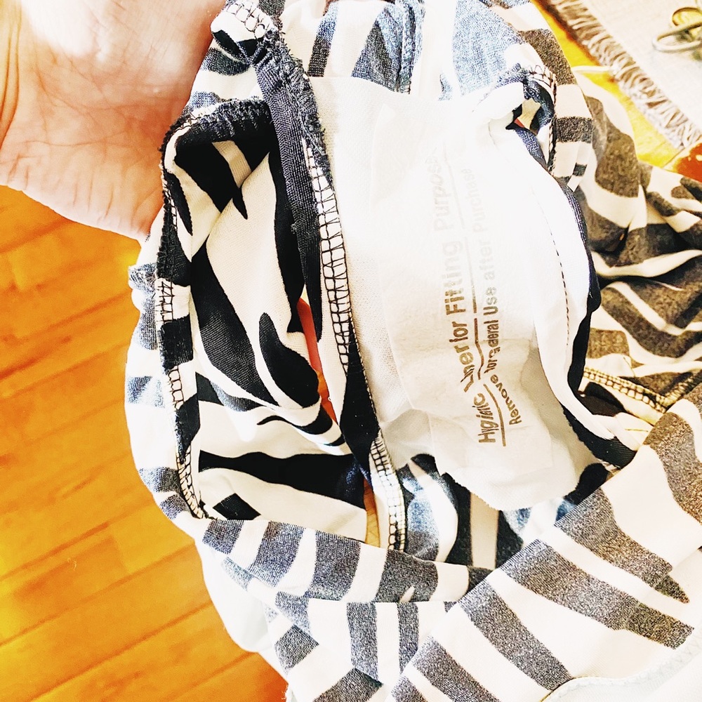 Vintage zebra print bodysuit/swimsuit - Picture 6 of 6